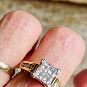 💍 14k Diamond Cluster Ring – Princess Cut Style (Approx. 1.0–1.5 CTW)